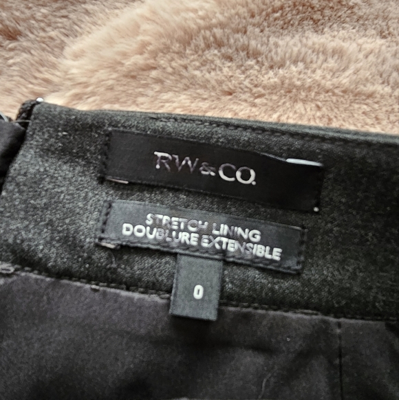 RW&Co Size 0 Chic Gray Pencil Skirt work wear - Picture 2 of 5